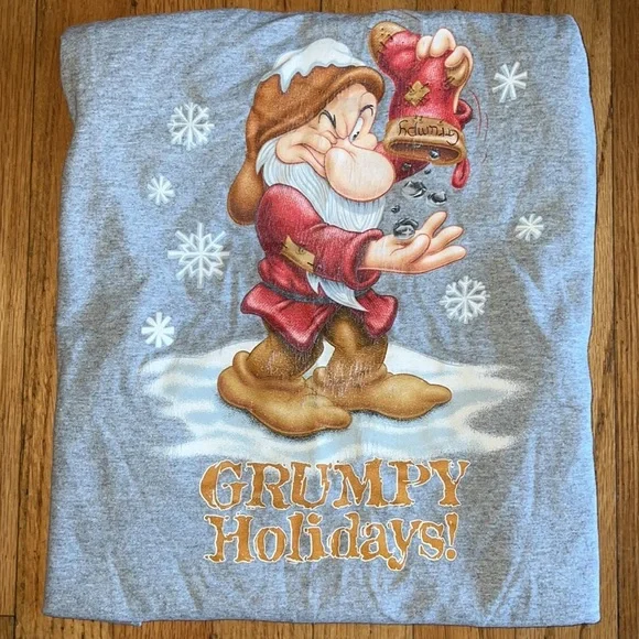 88 Grumpy Holidays T-shirt - Picture 2 of 7